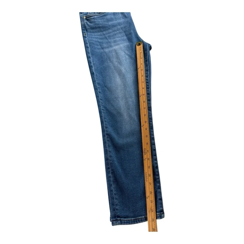 Kut From the Kloth Jeans Women's Size 8 Crop Straight Leg‎ Raw Hem Distressed